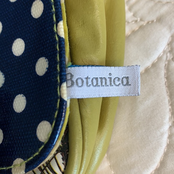 BOTANICA SHOULDER BAG/PURSE - Picture 4 of 8